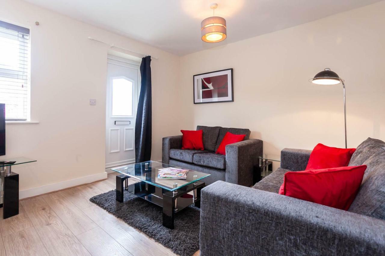 4 Bed Home, Driveway Parking Ideally Located In Latchford, Warrington - Executive St Marys House Luaran gambar