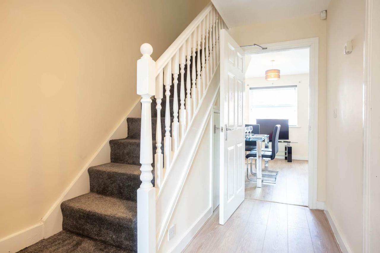4 Bed Home, Driveway Parking Ideally Located In Latchford, Warrington - Executive St Marys House Luaran gambar