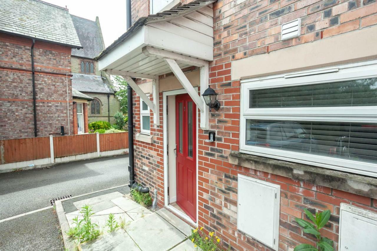 4 Bed Home, Driveway Parking Ideally Located In Latchford, Warrington - Executive St Marys House Luaran gambar